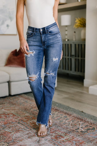 JUDY BLUE O'Hara Destroyed Straight Jeans