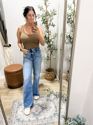 Compressive Ribbed V-Neck Tank 3 Colors