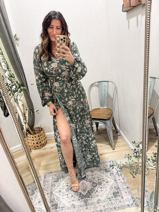 She’s The One Floral Dress 2 Colors