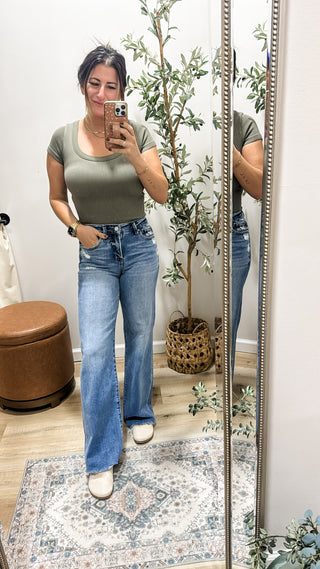 Ribbed Scoop Neck Compressive Short Sleeve 3 Colors ONE SIZE