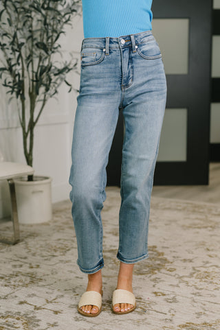 Judy Blue Carla High Waist Ankle Straight Jean in Break Through Blue