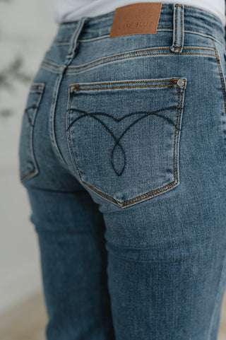 Judy Blue Colette Mid Rise Boyfriend Classic Cuffed