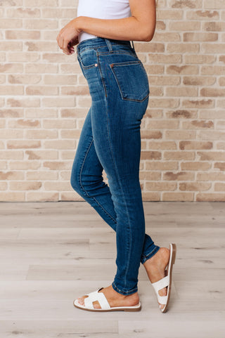 JUDY BLUE Daphne High Rise Skinny Jeans