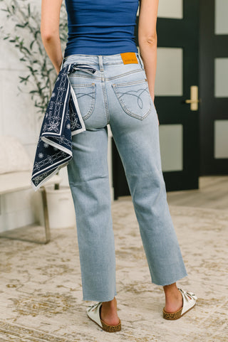 Judy Blue Dawn Mid Rise Ankle Straight w Bandana Loops