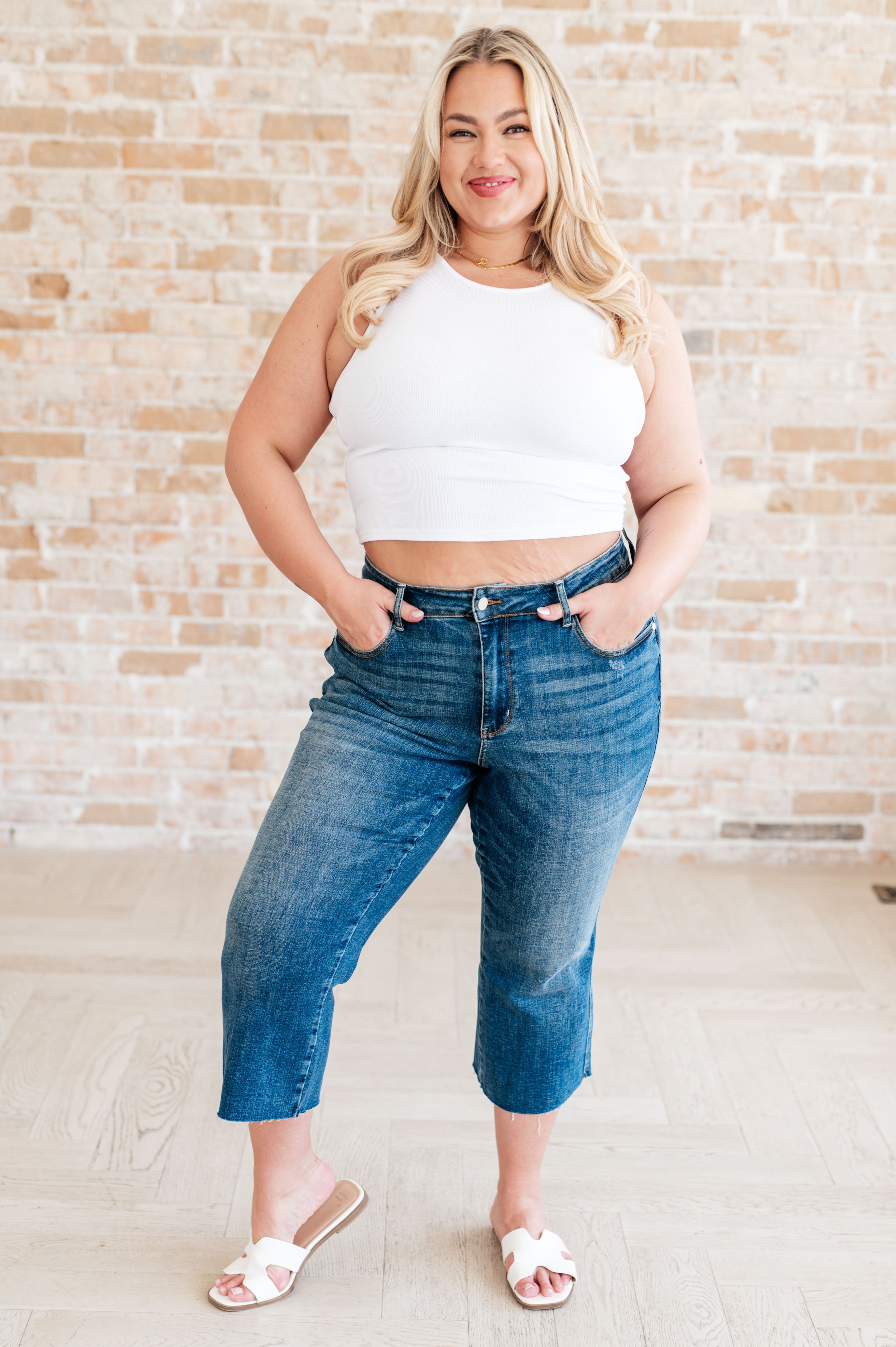 JUDY Blue Hayes High Rise Wide Leg Crop Jeans – Estornes&Boor Boutique