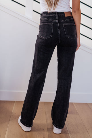 JUDY BLUE Joan High Rise Control Top Straight Jeans in Washed Black