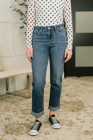 Judy Blue Zoey Mid Rise Billie Boyfriend Jean in Everyday Indigo