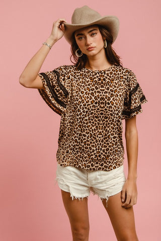 Leopard Crochet Trim Round Neck Short Sleeve Top