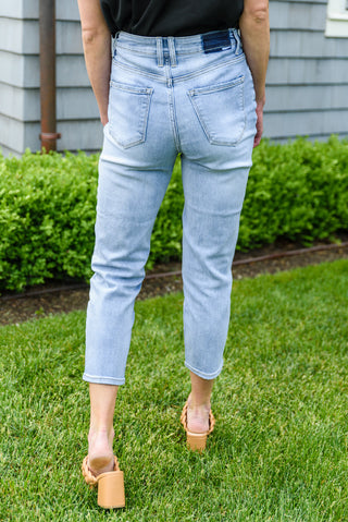 RISEN JEANS A-Game Mom Fit Jeans