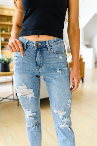 JUDY BLUE Florence High Waist Destroyed Boyfriend Jeans