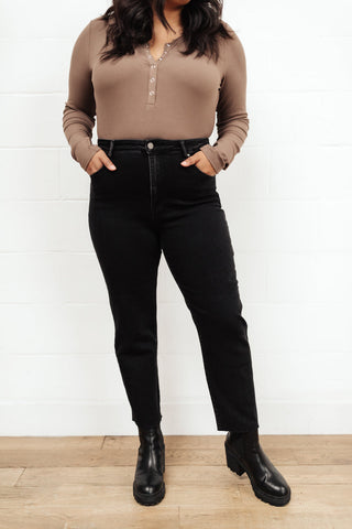 RISEN JEANS High Waist Mom Fit Jeans In Black