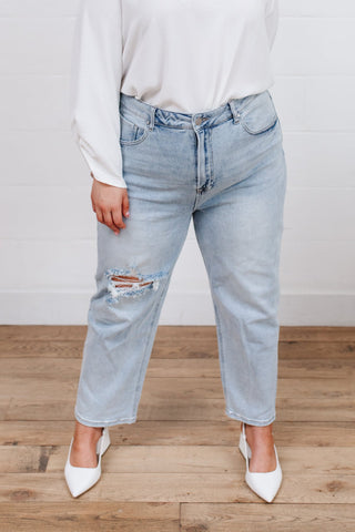 RISEN JEANS New Me Distressed Jeans