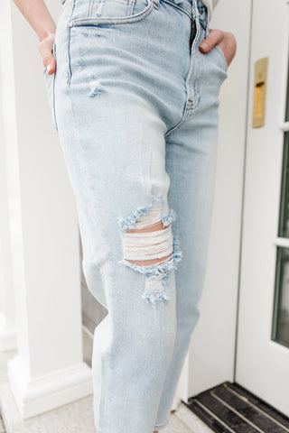 RISEN JEANS New Me Distressed Jeans