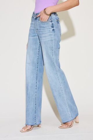 Judy Blue  V Front Waistband Straight Jeans